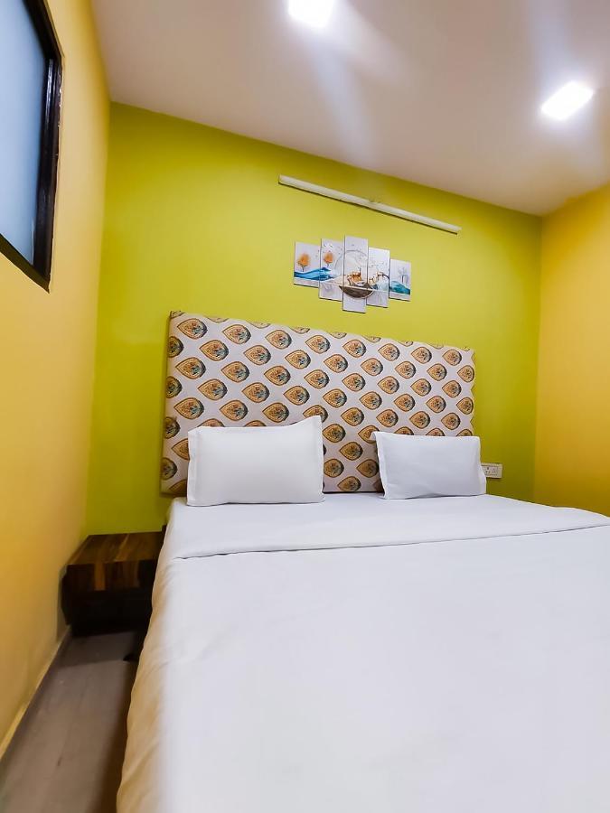 ניו דלהי Roomshala 122 Hotel Park View - Near Adarsh Nagar מראה חיצוני תמונה